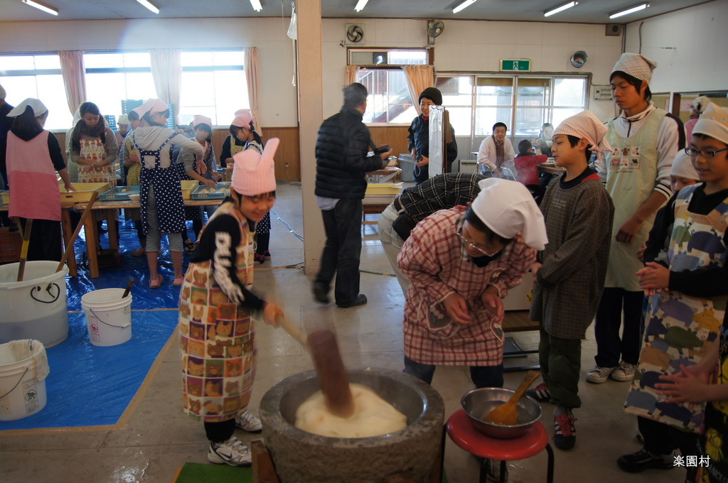 冬の楽園村開催中